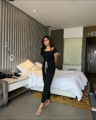 Call Girls Service in Dahisar